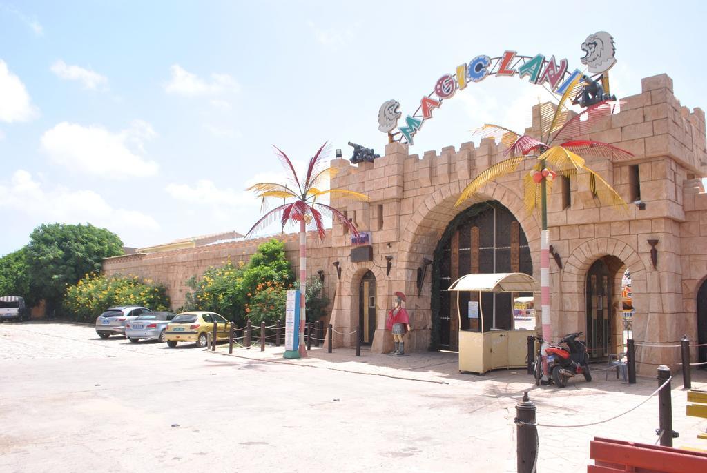 Hotel Magic Land Dakar Esterno foto