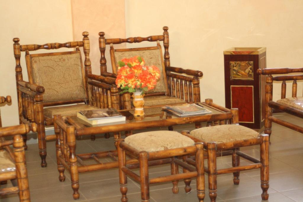 Hotel Magic Land Dakar Esterno foto