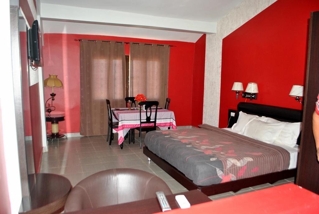 Hotel Magic Land Dakar Esterno foto