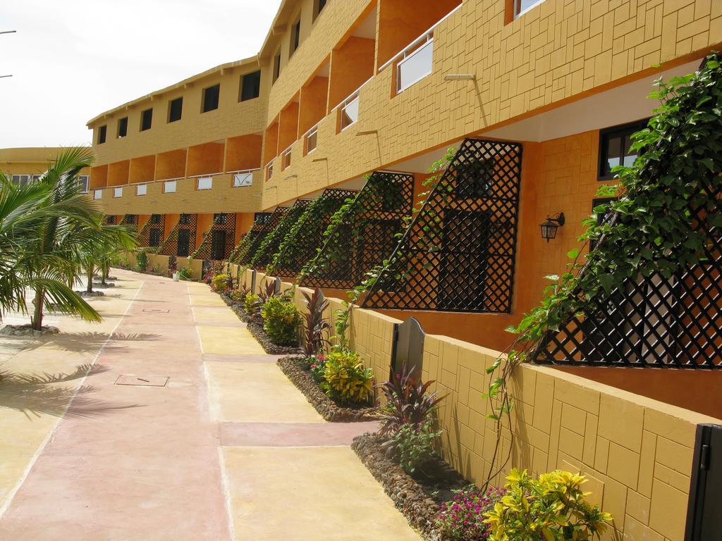 Hotel Magic Land Dakar Esterno foto